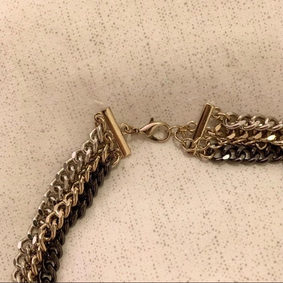 Triple Chain Tricolour Necklace - Picture 6 of 6